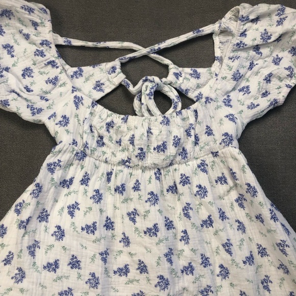 Princess Polly Let’s Dance floral Mini Dress size 6 - Picture 2 of 8